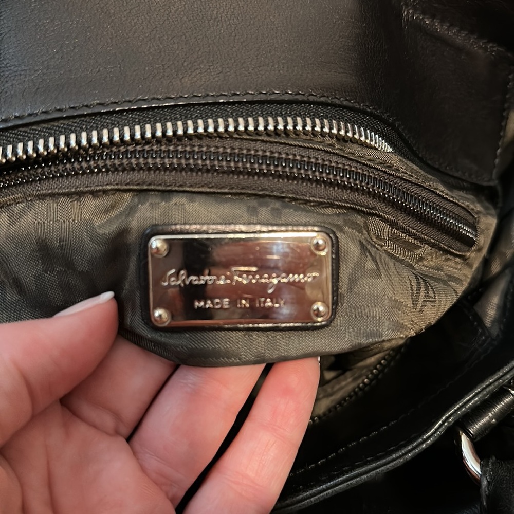 Salvatore Ferragamo GORGEOUS Top handle bag - Picture 8 of 11